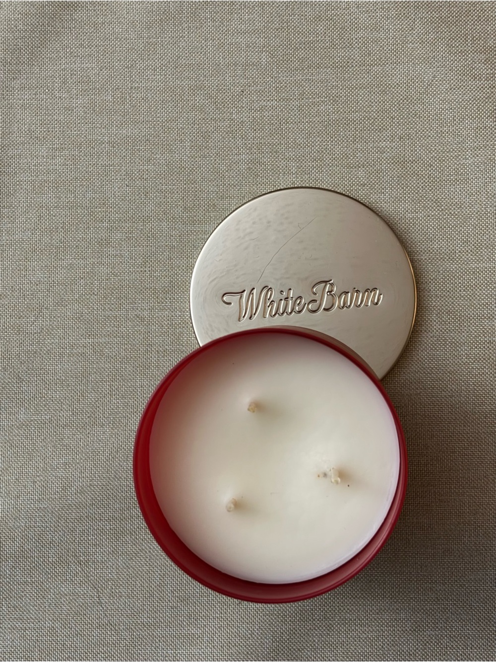 White Barn Red Strawberry Pound Cake Jar Candle - Picture 2 of 2